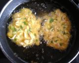 A picture of step 5 of Tortillitas de Camarones.