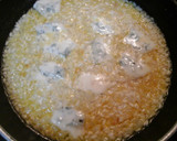 Foto del paso 4 de la receta: Rissotto de salmón con gorgonzola