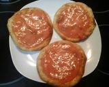 Foto del paso 2 de la receta: Torta con bacalao ahumado y salmorejo