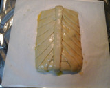 Foto del paso 7 de la receta: Trenza de hojaldre con fritada y langostinos 