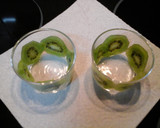 Foto del paso 1 de la receta: Griego con kiwi 