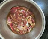 Hình bước làm 2 của món Lòng gà xào mướp