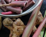 Foto langkah ke 2 dari resep Ayam goreng bumbu onje/kecombrang.