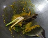 Foto langkah ke 1 dari resep Ayam Goreng Bumbu Kuning.