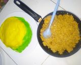 Foto langkah ke 7 dari resep Dadar Gulung Isi Kelapa.