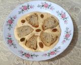 A picture of step 5 of Vanilla custard, with cake flavour.