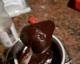 Foto del paso 2 de la receta: Frutillas bañadas en chocolate low carb