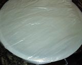 Foto del paso 5 de la receta: Medialunas con dulce de leche🥐