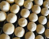Foto langkah ke 7 dari resep Putri Salju Lumer.