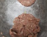 Foto langkah ke 3 dari resep Burger with Homemade Beef Patty.