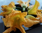 Foto del paso 2 de la receta Flores de calabacín rellenas de queso