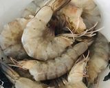 Foto langkah ke 1 dari resep Udang krispi asam manis.
