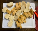 Foto del paso 1 de la receta: Pan con ajo