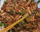 Foto langkah ke 5 dari resep Ikan Tongkol Suwir Bumbu Bali.