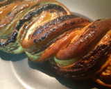 Foto del paso 16 de la receta: Pan dulce con ciruelas y avellanas