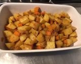 Une image de l'étape 11 de Pommes de terre et carottes sautées marinées.