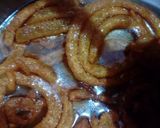 जलेबियाँ (Jalebiyan recipe in Hindi) रेसिपी चरण 4 फोटो