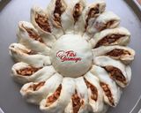 Foto langkah ke 6 dari resep Sun Flower pizza.
