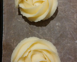 Foto del paso 5 de la receta: Galletitas de manteca con manga (sin TACC)