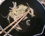 A picture of step 2 of Tender Ginger Pork with Thinly Sliced Pork Loin.