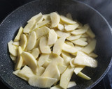 Foto del paso 1 de la receta: Hojaldre relleno de manzana caramelizada