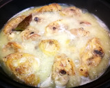Foto del paso 6 de la receta: Trozos de pollo de corral con castañas en salsa al vino blanco