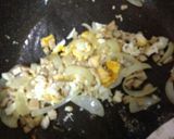 รูปขั้นตอนการทำที่ 2 ของ ข้าวผัดหมูยอ สูตร low sodium