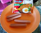 Foto langkah ke 1 dari resep Sosis gulung mie.