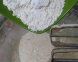 Foto langkah ke 3 dari resep Banana Sponge Cake.