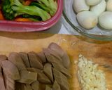 Foto langkah ke 3 dari resep Capcay Sayur Telur Puyuh Simpel.