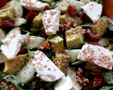 Foto del paso 2 de la receta: Ensalada verde con dátiles y queso de cabra