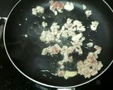 Hình bước làm 1 của món Tokbokki mực kim chi của Mei