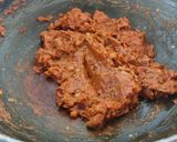 A picture of step 5 of Kaju makhana curry.