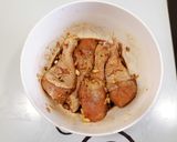 Hình bước làm 1 của món Đùi gà rô ti