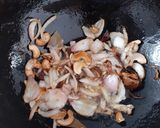 A picture of step 2 of Tomato masala.