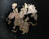 快炒鴨賞的食譜步驟1照片