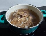 Foto del paso 1 de la receta: Pollo en mole encacahuatado
