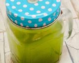 A picture of step 2 of Grapes-khus mocktail.