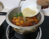 Foto langkah ke 7 dari resep Kolak biji salak ubi kuning.