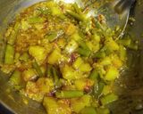 A picture of step 5 of Gavar potato nutty sabji.