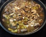 Foto del paso 4 de la receta: Estofado de garbanzos con costilla y caldo de col y nabo