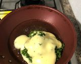 Foto del paso 6 de la receta: Tortitas de huauzontle en chile pasilla