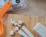 Foto del paso 3 de la receta: Ensalada Dakos, de isla de Creta, Grecia, a tu vianda gourmet 🥗🇬🇷 Ensalada de queso Feta y +