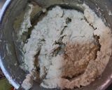 A picture of step 4 of Falafal sandwich.
