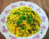 A picture of step 2 of Kanda Poha.