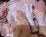 Foto langkah ke 1 dari resep Garang Asem Ayam |Santan dan Daun Pisang.
