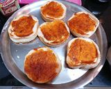 A picture of step 2 of Open Kidney Beans Macaroni Cheesy Burgers.