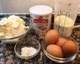 A picture of step 1 of La Viña Cheesecake (Sugar-Free).