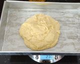 Foto langkah ke 3 dari resep Lapis legit roll.