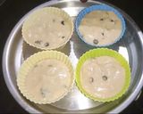 A picture of step 4 of Choco chips banana muffins.